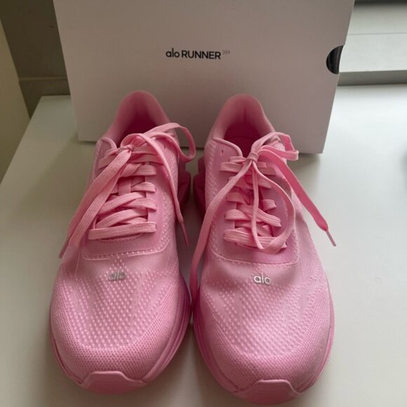 Alo Yoga Runner Pink Athletic Shoes - Picture 3 of 7